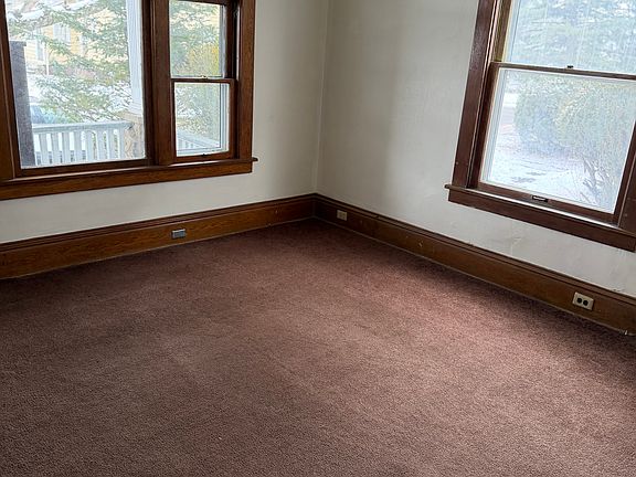 5th image of 425 S McKinley Ave