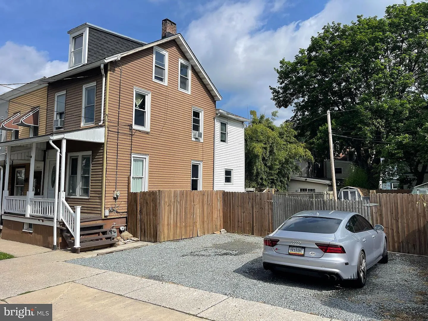 2213 Woodvale Ave photo 1