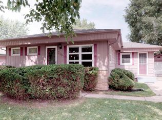 7405 Paul Bunyan Rd, Racine, WI 53402