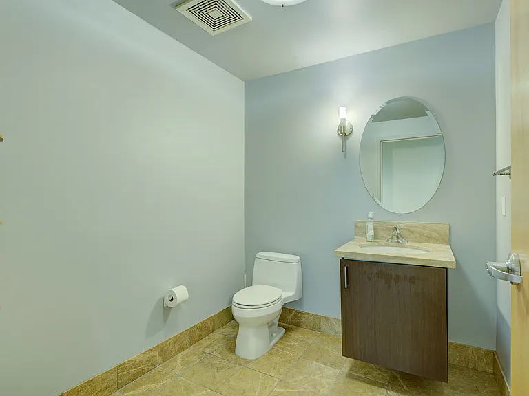 1818 L St #LOFTS — Photo 13