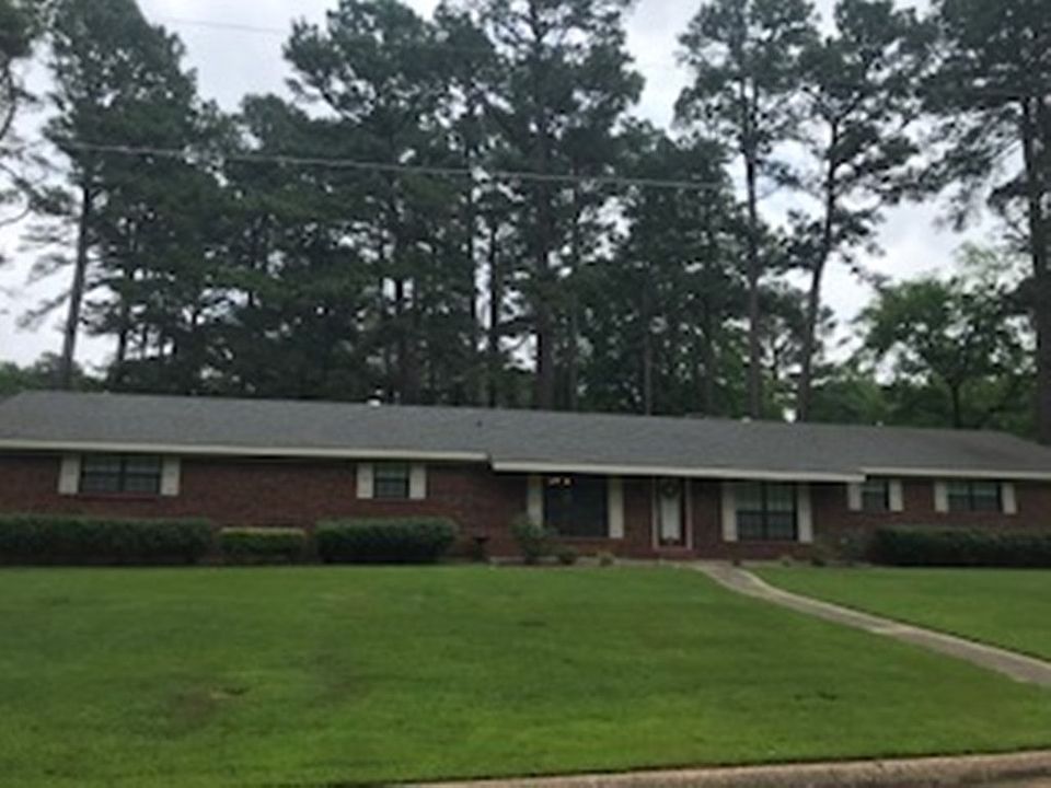 2nd image of 1507 Sherwood Dr