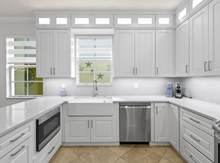 102 Lismore Ln, Jupiter, FL 33458
