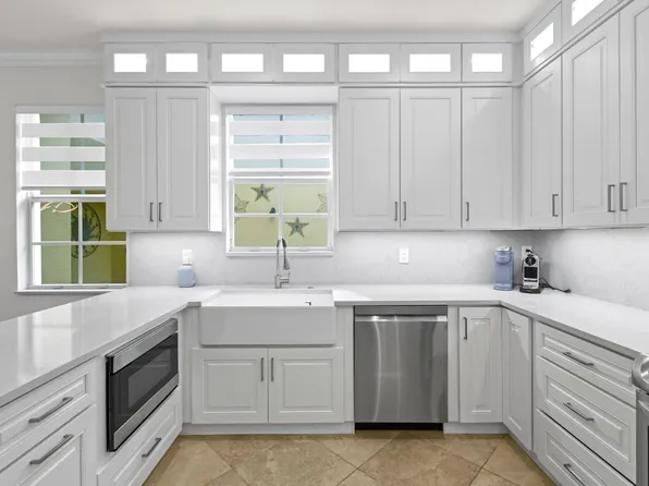 102 Lismore Lane, Jupiter, FL 33458