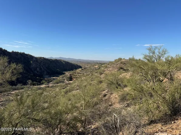 Xx00h S Blue Tank Trl, Wickenburg, AZ 85390
