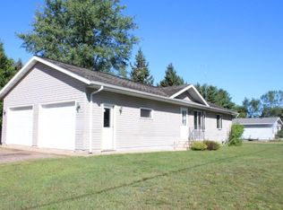 606 N Minnesota St, Eagle River, WI 54521