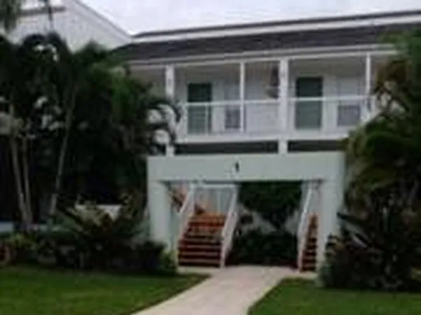 293 Cypress Point Dr, Palm Beach Gardens, FL