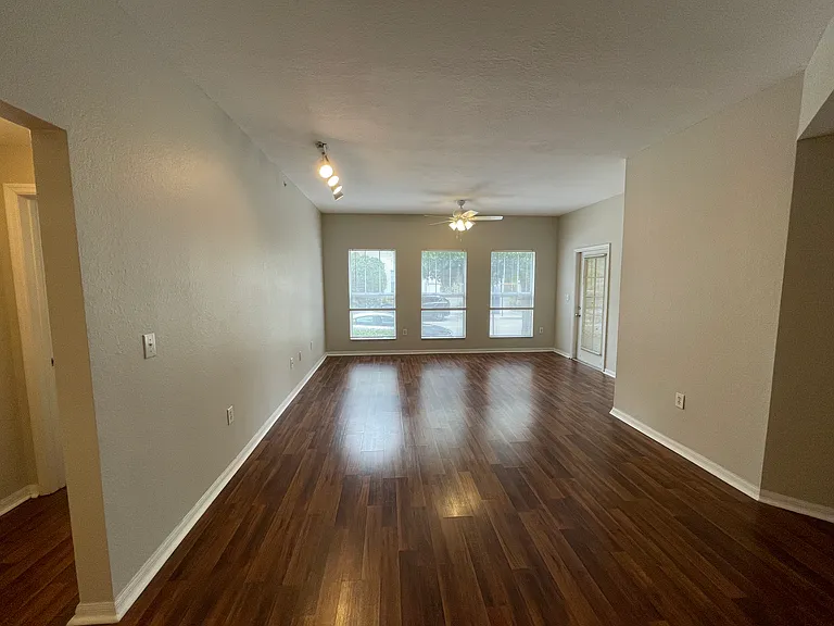 410 S Armenia Ave #919C — Photo 7
