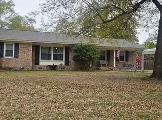 106 Poppy Dr, Walterboro, SC 29488