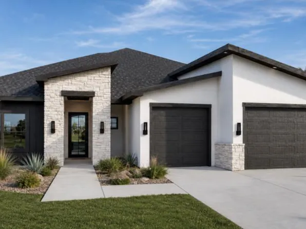 201 Torrey Pines Dr, Laguna Vista, TX 78578