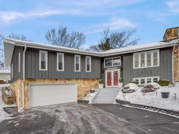 N79W25018 Hickory View LANE, Lisbon, WI 53089