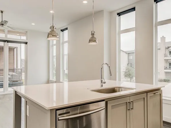2180 Bennett Ave Unit 206, Dallas, TX 75206
