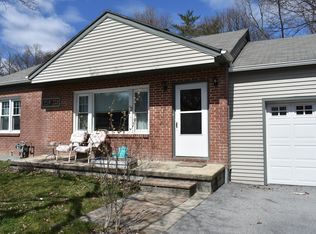 9 Field Ct, Poughkeepsie, NY 12601