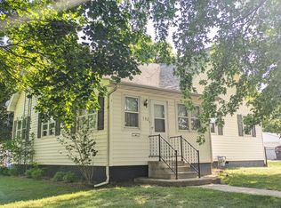 502 W Cedar St, Le Roy, IL