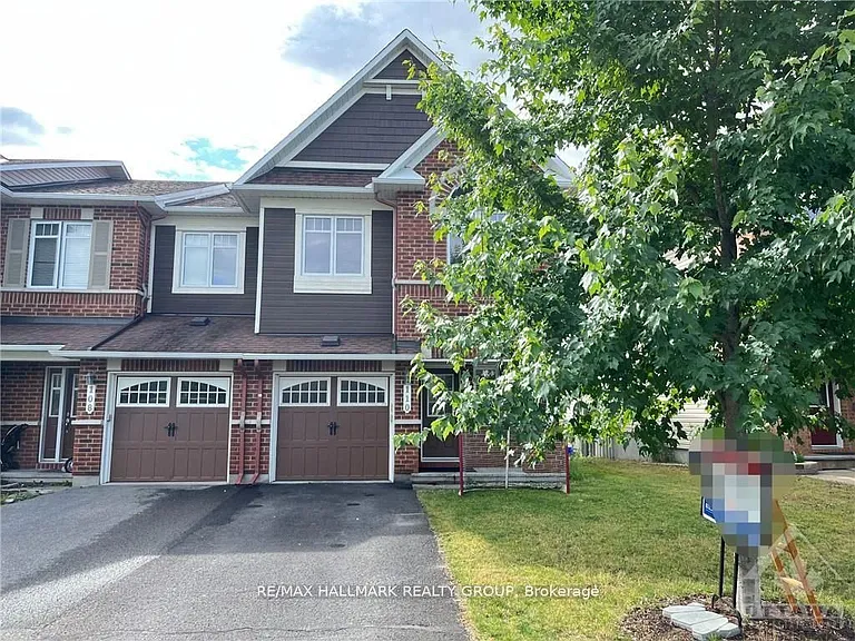 110 Garrity Cres — Photo 1