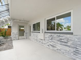 3675 Gulf Blvd APT 1, Saint Petersburg, FL 33706