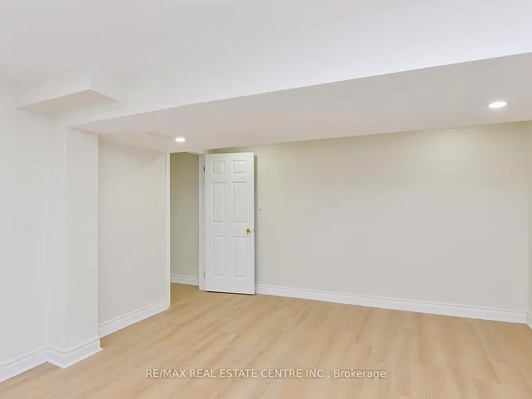10 Sheldon Dr #BASEMENT — Photo 28