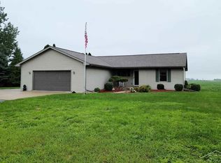 5793 11 Mile Rd, Freeland, MI 48623