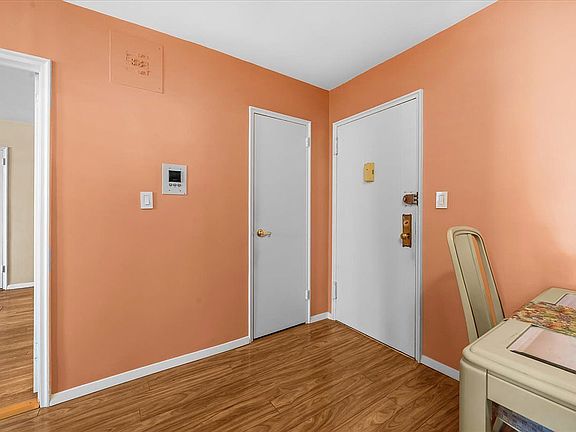 5th image of 525 W 236th St APT 3J