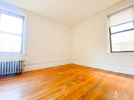 Rented by RealTegrity NY LLC | media 10