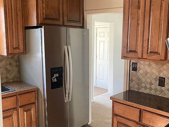 4th image of 1627 Irving St