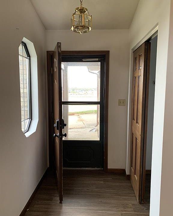 2nd image of 2 Ramona Dr