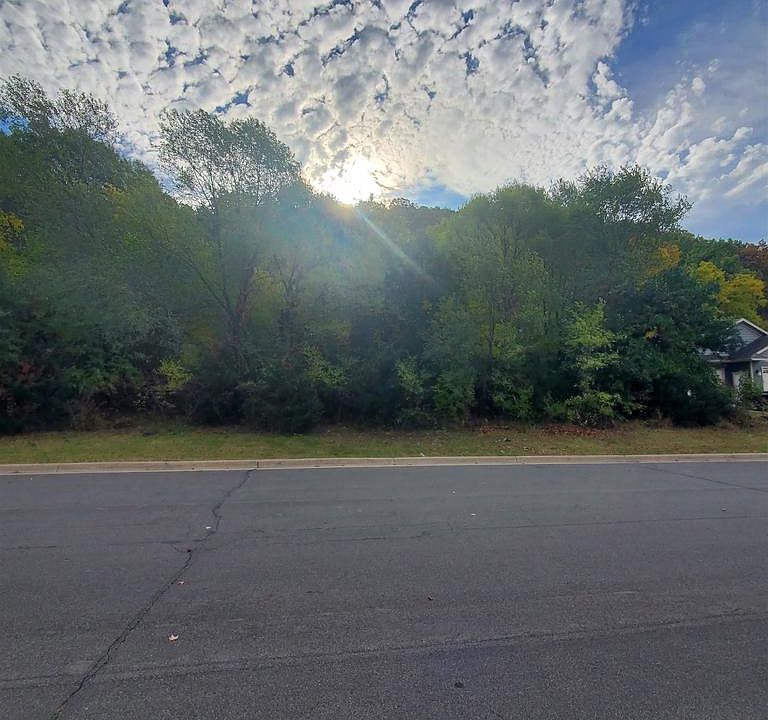 2nd image of 116 Doc Mac Drive