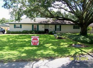 213 Garden Dr, Thibodaux, LA 70301