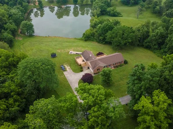 420 Cherokee Dr, Cape Girardeau, MO 63701