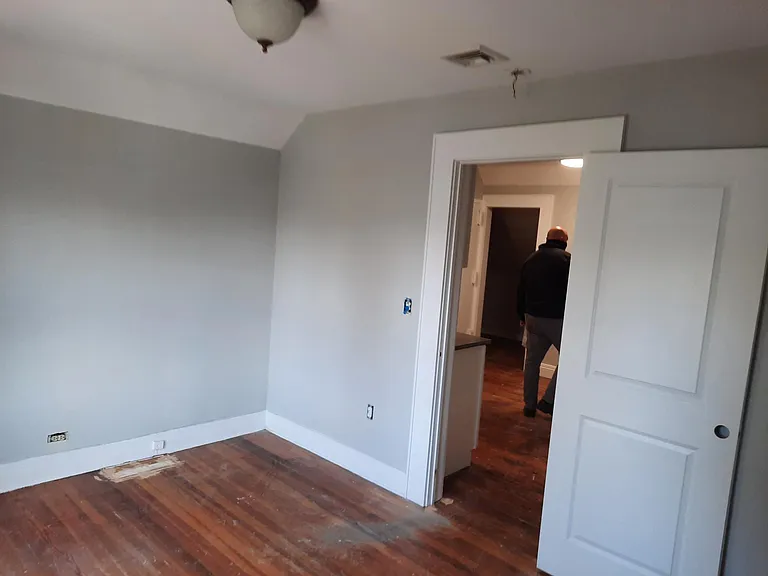 177-179 Davenport Ave #2 — Photo 5