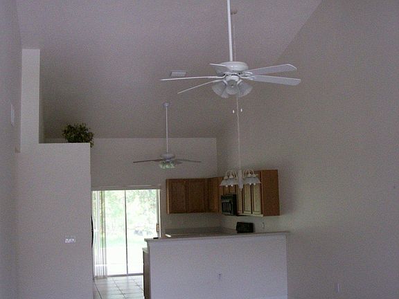 3rd image of 5935 W Oak Park Blvd