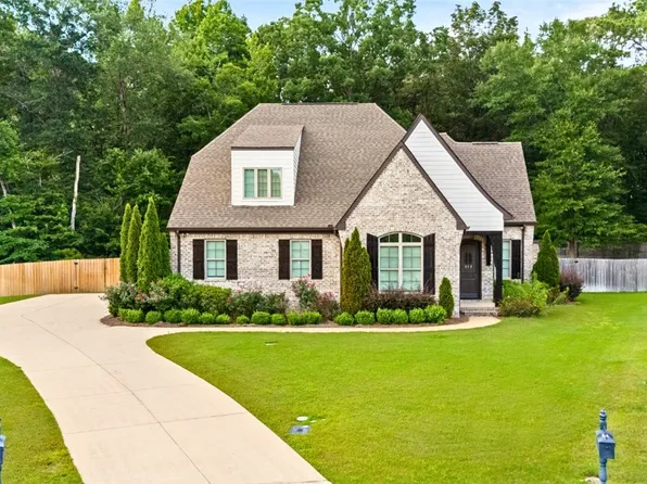 217 Brookshire Ct, Auburn, AL 36832