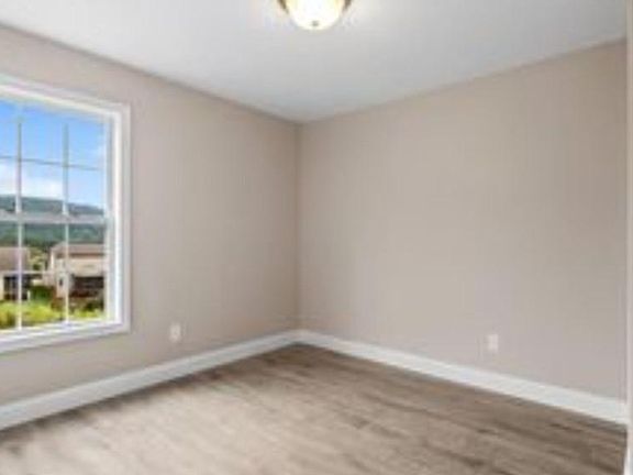 3rd image of 3715 Parker Harrison Way