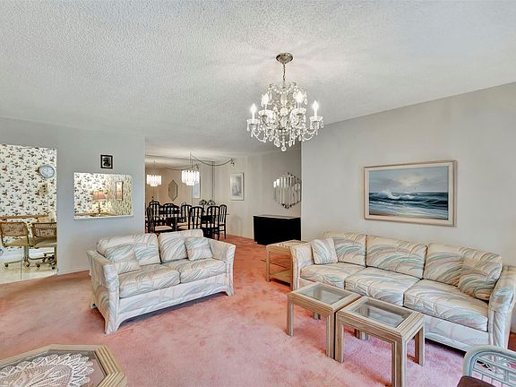 5th image of 820 Sky Pine Way #H2