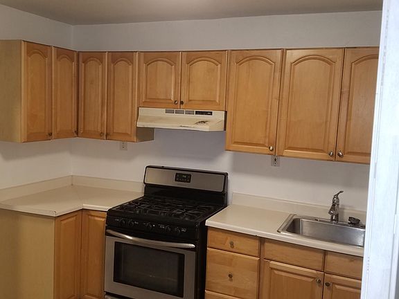 5th image of 766 Marin Ave