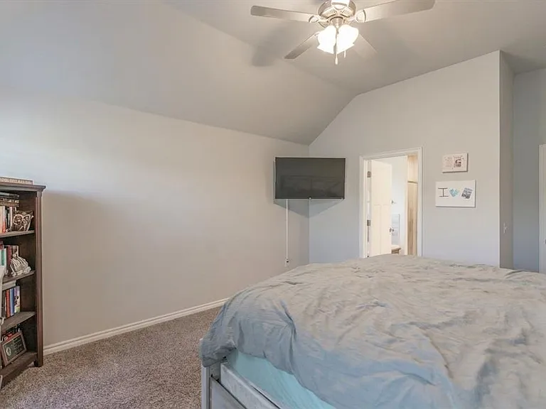 13809 Village Cv — Photo 15