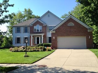 19298 Westfield Ln, Strongsville, OH