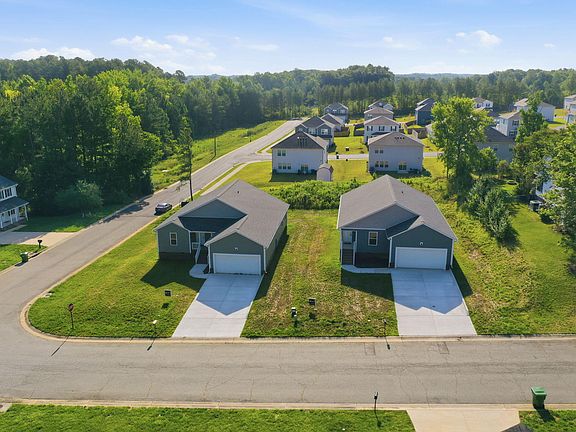 3rd image of 3602 Old Farm Ct