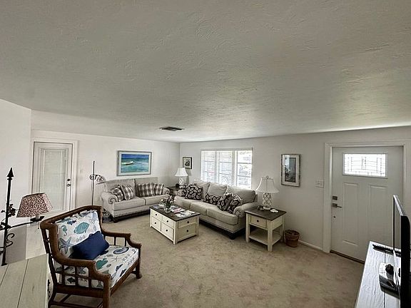 4th image of 565 Circlewood Dr #V-13