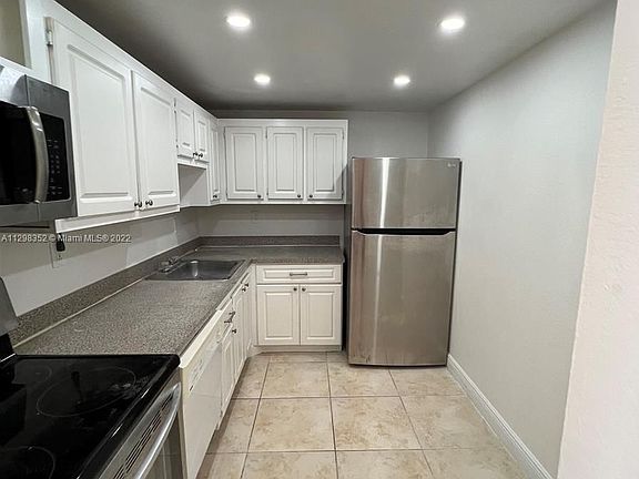 3rd image of 1805 Sans Souci Blvd APT 415