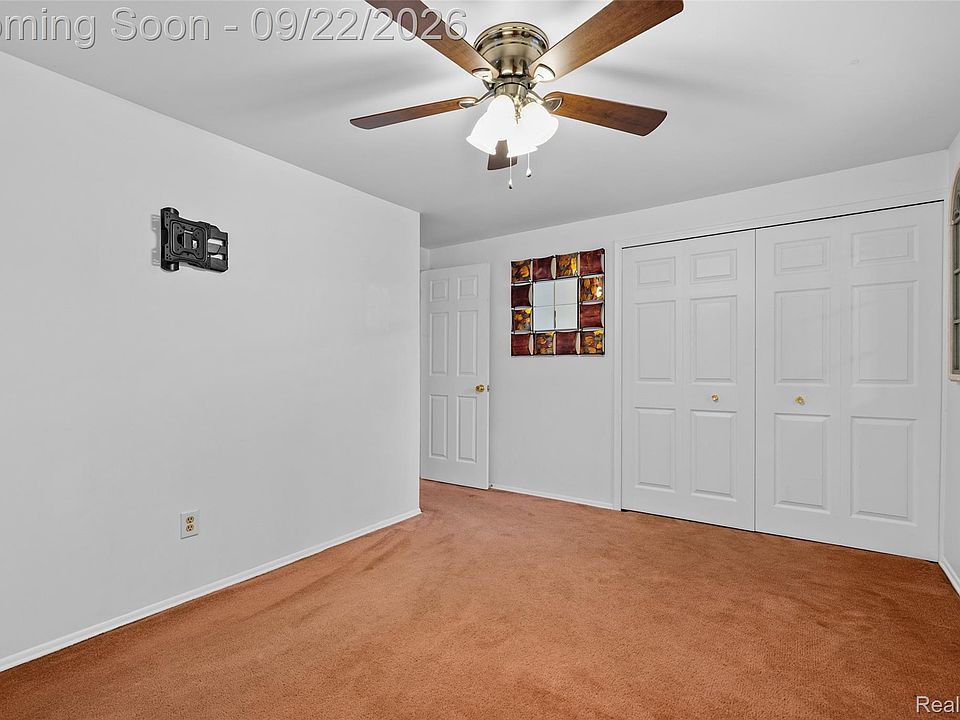 21430 Winchester St, photo 27