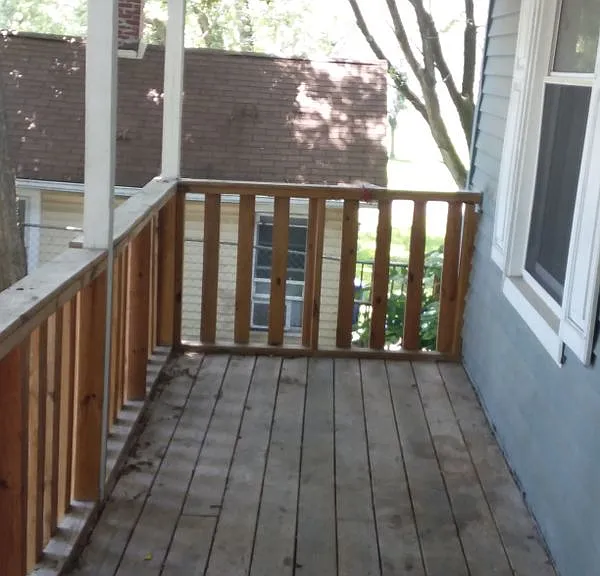 1112 Gaines St — Photo 2