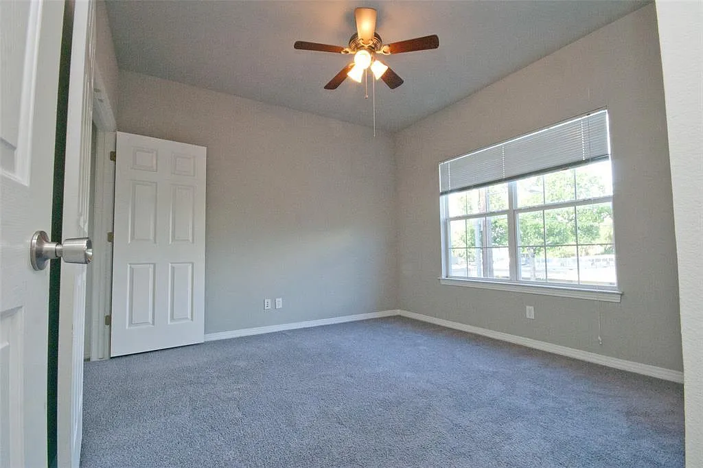 4 bed, 3.0 bath, 1100 sqft, $3,600 — Photo 1