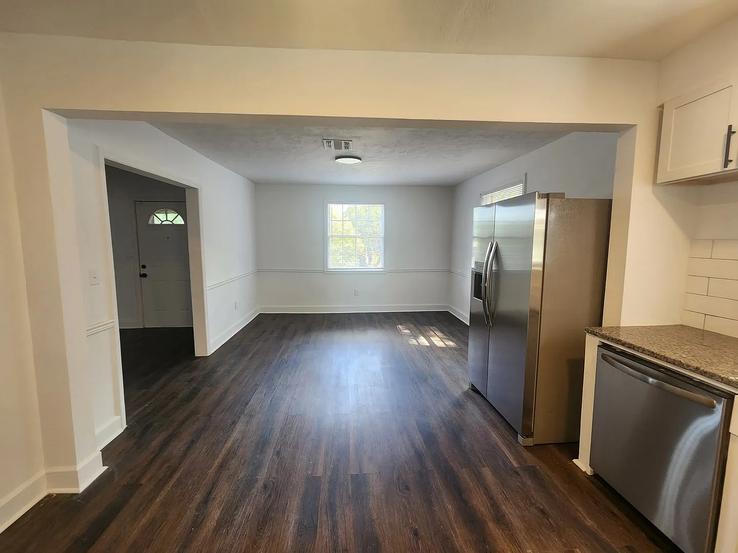 3 Bedroom 2 Baths 2 Car Address in Midtown Columbus — Photo 3