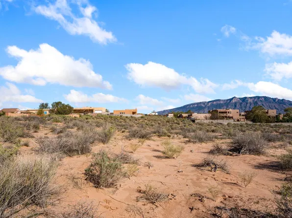 2206 Anchiote Rd NE, Rio Rancho, NM 87144