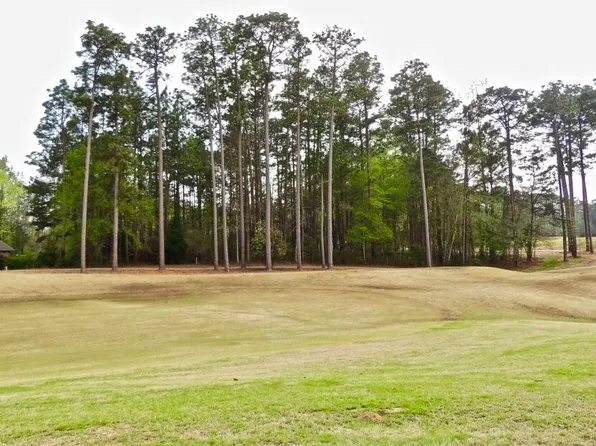 191 Saint Annes Dr, Hattiesburg, MS 39401