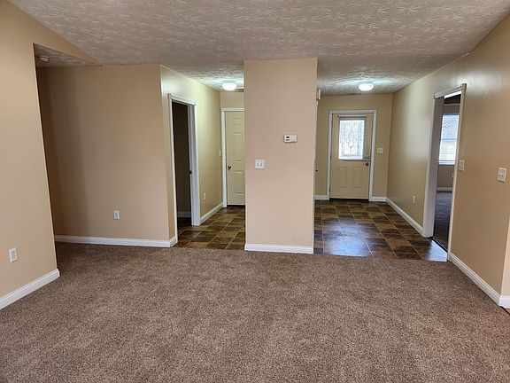 3rd image of 824 Meadow Glen Ave