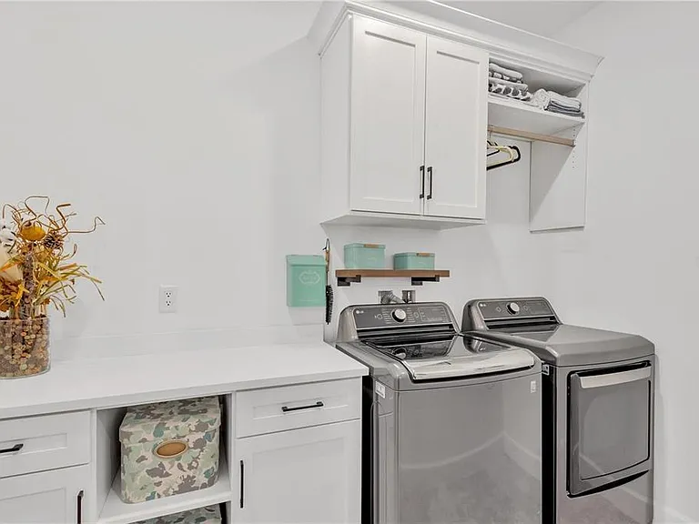 7213 Talamore Dr — Photo 26