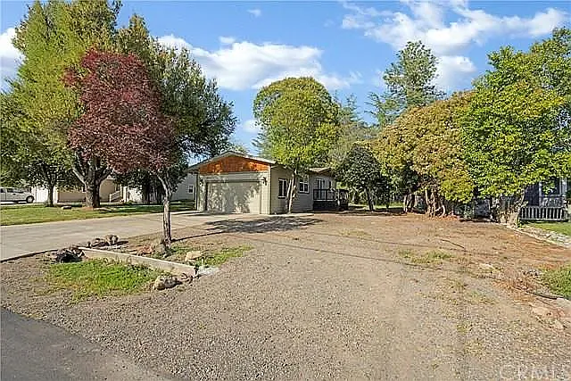 19788 Bear Valley Rd — Photo 21