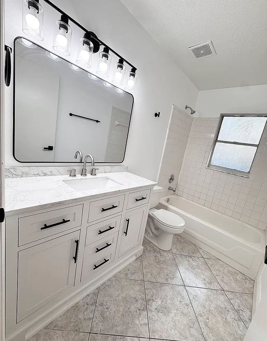 4 bed, 1158 sqft, $2,145 — Photo 3