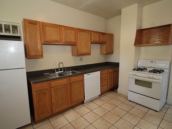 3rd image of 70-72 E Patterson Ave